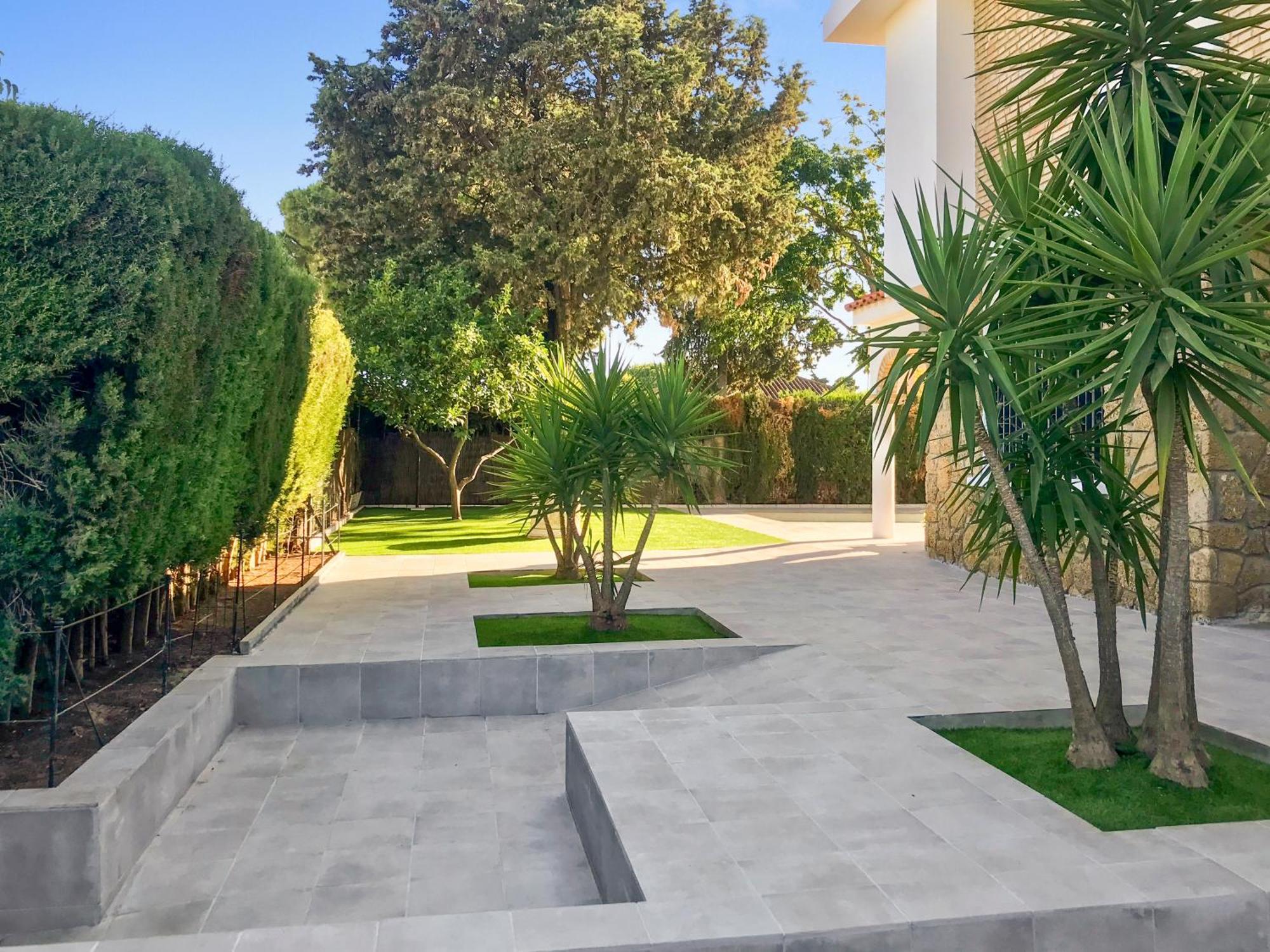 Villa Alamos Jerez I Piscina Salada Climatizada I Bbq I Jardines I 850M2 Херес-де-ла-Фронтера Экстерьер фото