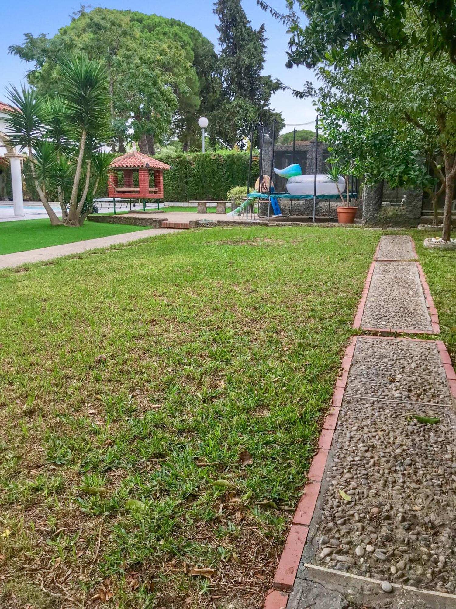 Villa Alamos Jerez I Piscina Salada Climatizada I Bbq I Jardines I 850M2 Херес-де-ла-Фронтера Экстерьер фото
