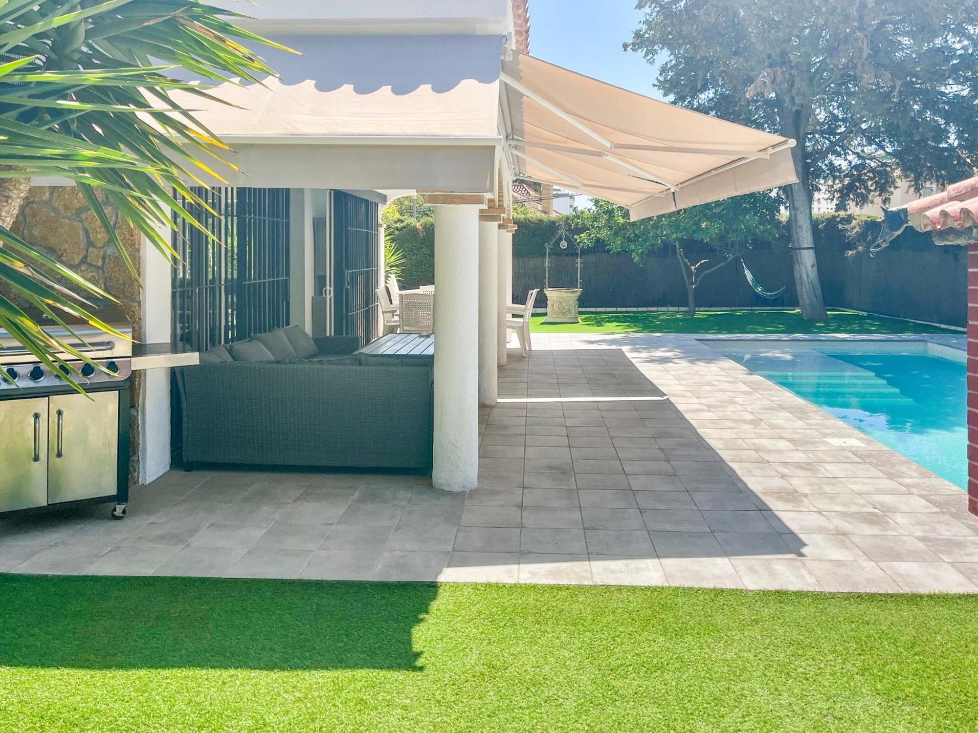 Villa Alamos Jerez I Piscina Salada Climatizada I Bbq I Jardines I 850M2 Херес-де-ла-Фронтера Экстерьер фото
